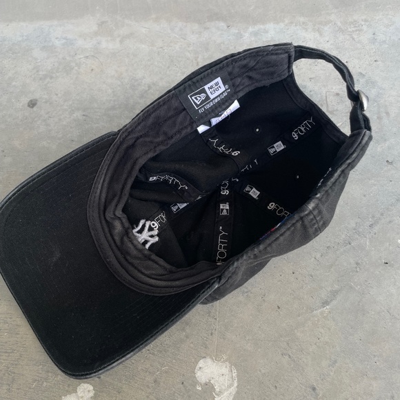 NEW ERA NEW YORK BASIC LOGO HAT - Picture 2 of 2